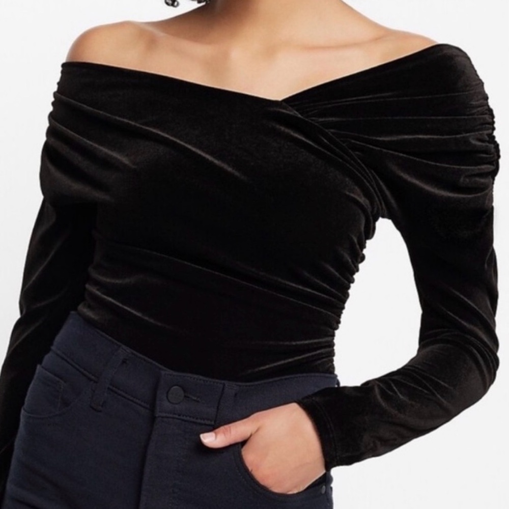 Express XL Body Contour Black Velvet Asymmetrical Off The Shoulder Bodysuit